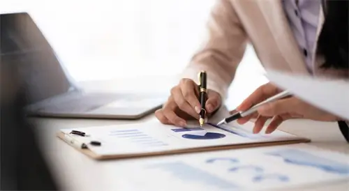 学会唱国际歌的含义英语